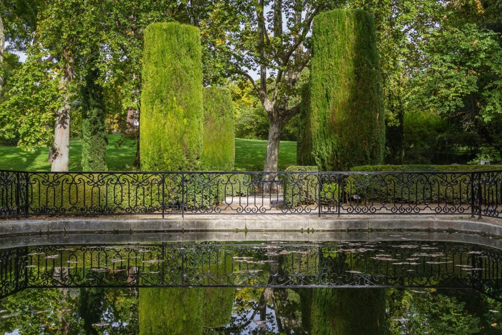 Французький стиль ландшафтного дизайну: Ідеї та секрети створення елегантного саду